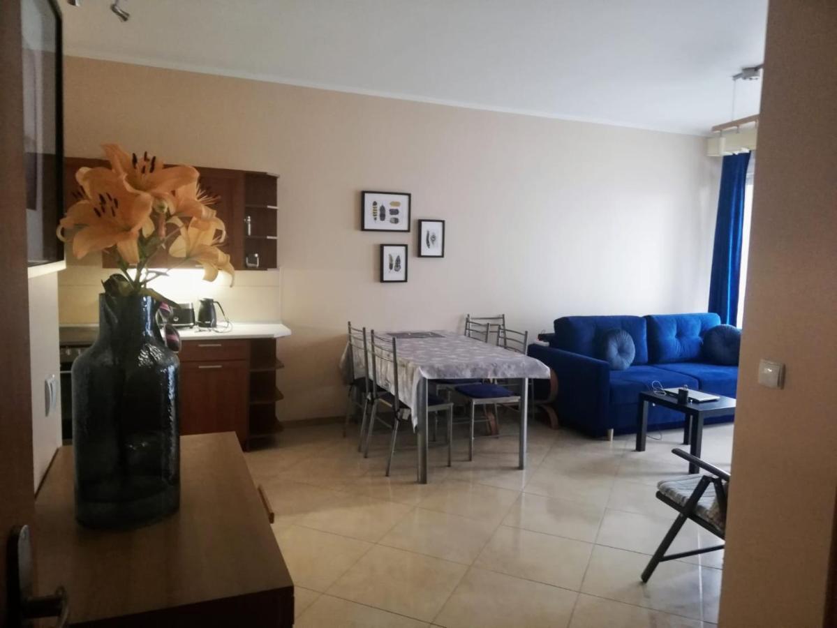 Swinoujscie Platan Patio 2- Berry Apartments ภายนอก รูปภาพ