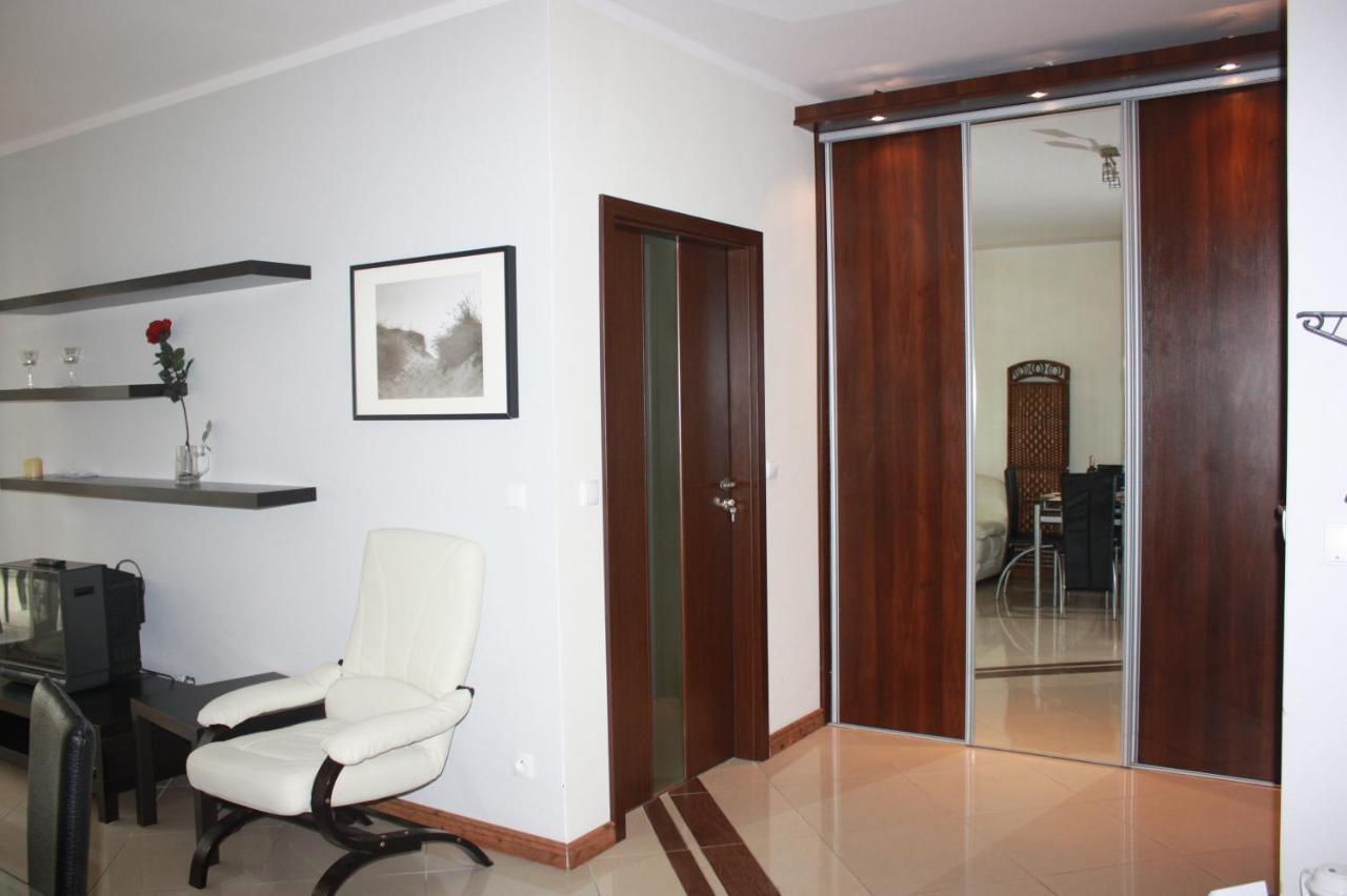 Swinoujscie Platan Patio 2- Berry Apartments ภายนอก รูปภาพ