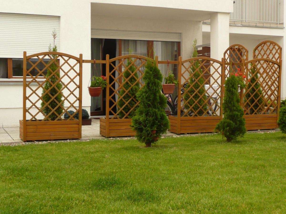 Swinoujscie Platan Patio 2- Berry Apartments ภายนอก รูปภาพ
